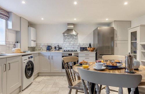 Peak District National Park House | Snelslow Barn - One Bedroom House, Sleeps 2