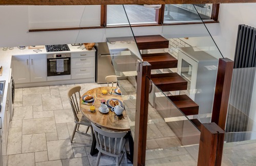 Peak District National Park House | Snelslow Barn - One Bedroom House, Sleeps 2