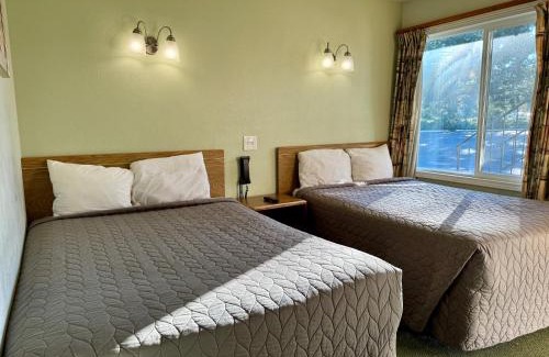 Wilsonville Hotel | Snooz Inn