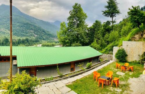 Nohar Hotel | Snow Clad Riverview Hotel & Resort, Manali