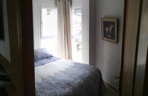 Pradollano Apartment | SNOW IN MIRAMAR, apartment at the foot of the slopes