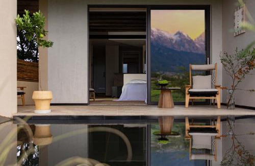 Baisha Old Town Hotel | Snow Mountain