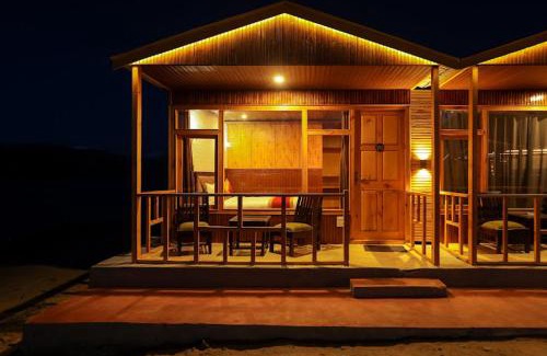 Leh Hotel | Snow Pine Luxury Wooden Cottage