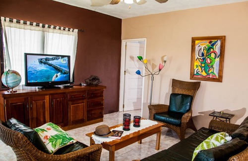 Benque Viejo Del Carmen Apartment | Snowbirds 2 Bedroom Nest