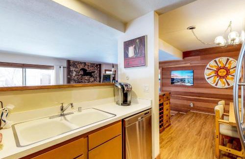 Sun Valley Apartment | Snowcreek 1520