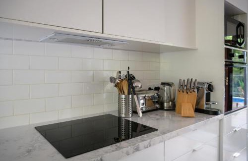 Upper Coopers Creek Apartment | Snows Creek Retreat - The Pool House