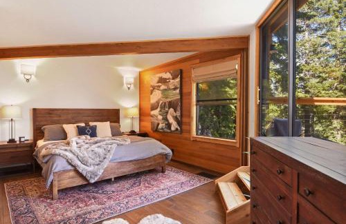 Talmont House | Snowshoe Cabin - 3 Decks BBQ & Hot Tub