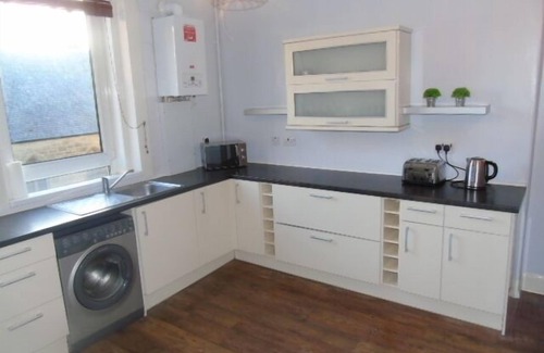 Helensburgh Apartment | Snug - Abhainn Apartment