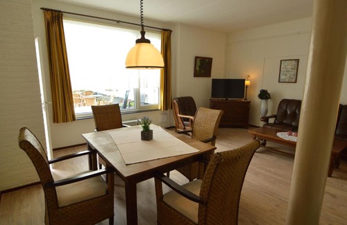 Strucht Apartment | Snug Apartment in Schin op Geul near Public Pool