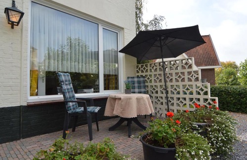 Strucht Apartment | Snug Apartment in Schin op Geul near Public Pool