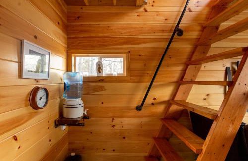 Tunkhannock Ski Chalet | So Secluded and Magical with Easy Access and Pet Friendly