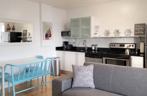 South Beach Condo | SOBE CORNER ONE BEDROOM APARTMENT-EXCELLENT LOCATION