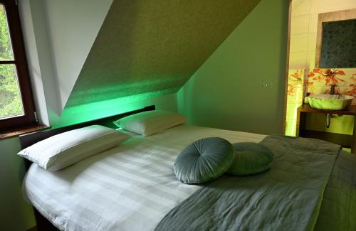 Cerknica Bed & Breakfast | Sobe Portus
