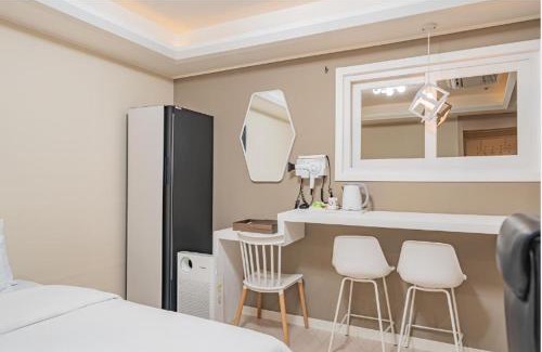 Ansan Hotel | Social Stay