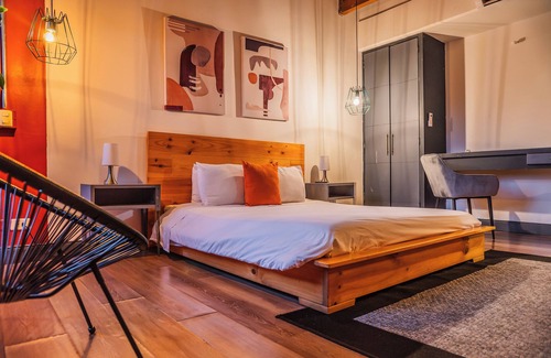 Las Lomas I Hostel | Socialtel Medellin