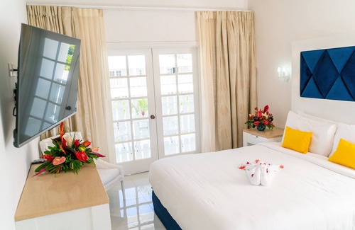 Rodney Bay Hotel | Soco House New Boutique - Adults Only