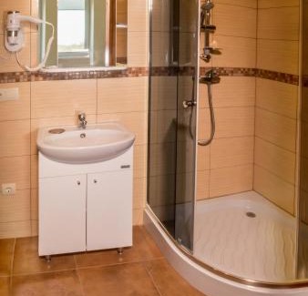 Kaunas County Apartment | Sodyba ant ežero kranto pas Radvilą