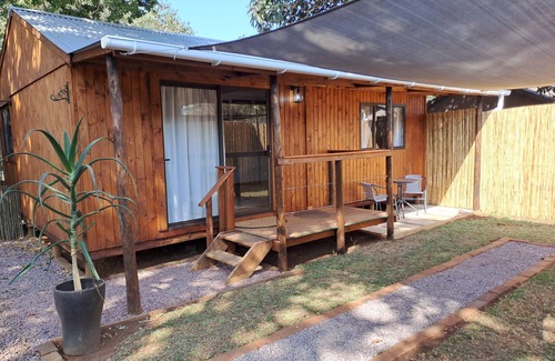 Kloof Cabin | SOH Simple Accomodation - Chic Cabin in Kloof