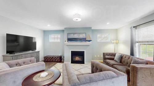 South Haven House | SoHa Year Round Heated Indoor Outdoor Pool