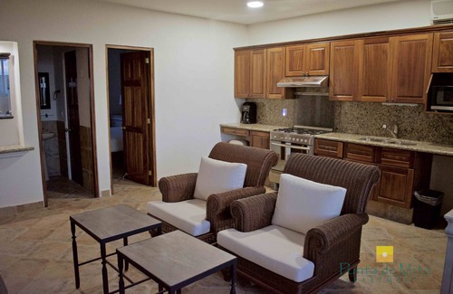 Emiliano Zapata Apartment | "Sol", One bedroom Apartment. You can walk to Beach and Restaurants.