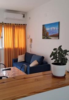 Villa Nueva Apartment | Sol y Malbec Departamentos ll