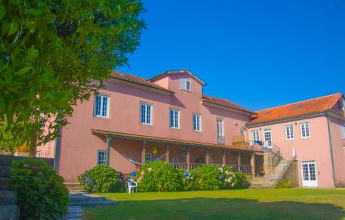 Oliveira de Frades Cabin | Solar Alegria Lodge