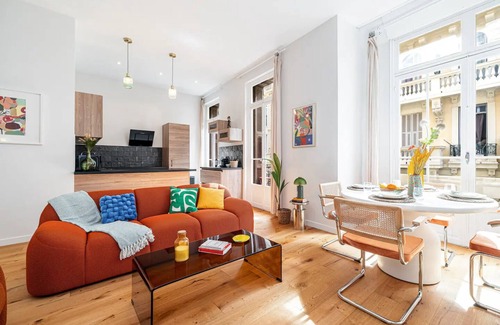 Nice City Centre Apartment | Soleil de la Buffa, Central just 3 mn from the beaches in the Carré d'Or!