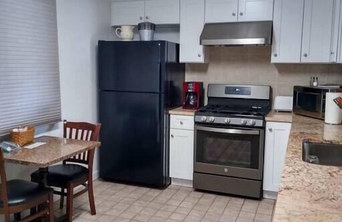 Woods Bay House | Solitude by Flathead Lake - two minutes from the beach