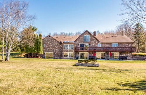 Smiths Creek House | Solitude Inn on the Green