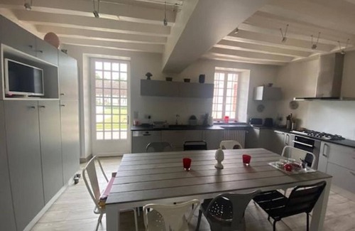 Isdes Cottage | Sologne Retreat: Charming house, private pool, pets allowed