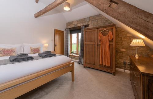 Ilton House | Somerset Country Escape - Luxury barns with hot tubs