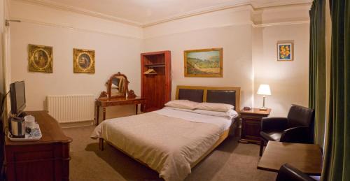Belfast House | Somerton House Rooms Only