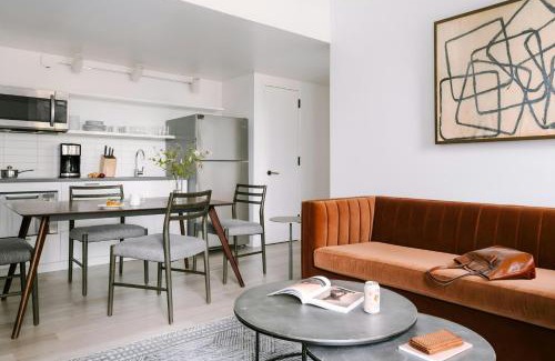 Hunters Point Apartment | Sonder by Marriott Bonvoy Court Square Apartments Long Island City