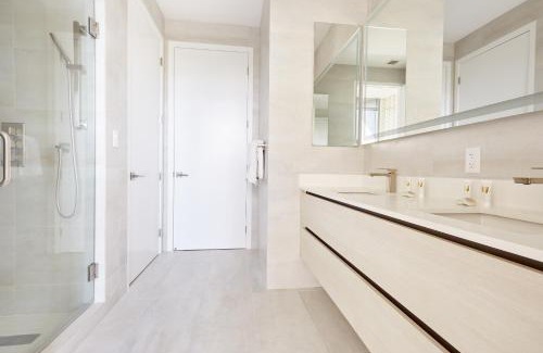West Avenue Apartment | Sonder by Marriott Bonvoy 17WEST Apartments