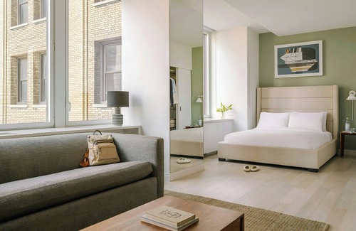 Financial District Hotel | Sonder by Marriott Bonvoy Battery Park Apartments Financial District