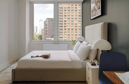 Financial District Hotel | Sonder by Marriott Bonvoy Battery Park Apartments Financial District
