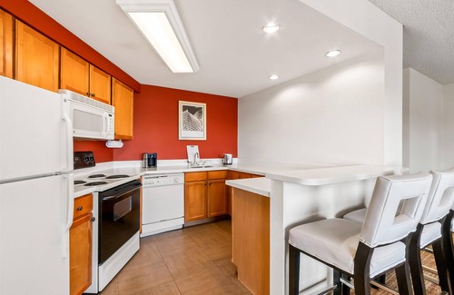 Palm Valley Hotel | Sonesta ES Suites Phoenix Goodyear