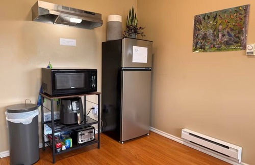 Kamloops Apartment | Songbird Hideaway - A Nest for Traveller’s