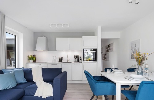 Emmelsbull Apartment | Sonnenfang - not far from Sylt, rural, idyllic, North Sea vacation, garden