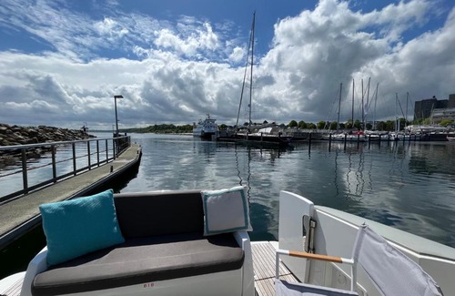 Dusternbrook Boat Rental | Sonnige Yacht Boot Ein Ferienhaus auf dem Wasser