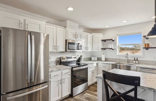 Florence House | Sonoran Desert Stay - Between Winery & Monastery