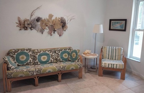 West End House | Sonscape Sandy Beachfront Guest Suite 100 feet from the ocean!