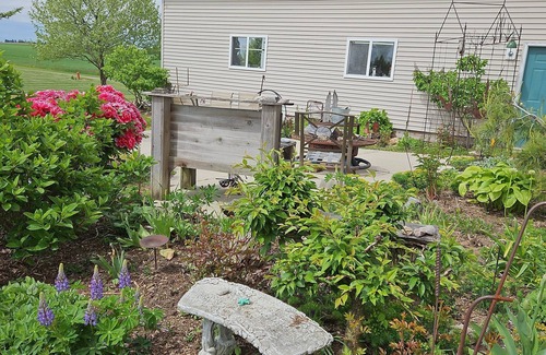 Decker Apartment | Soothing apartment with AC in charming Marlette unit 1