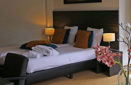 De Bult House | Soothing Nature Escape | Nature Parks & Local Attractions