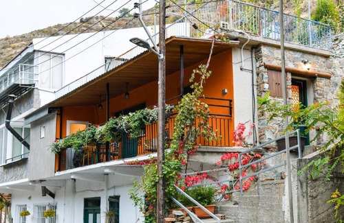 Askas Bed & Breakfast | Sophias Cottage