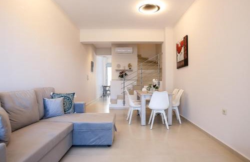 Loutra House | Sophias View