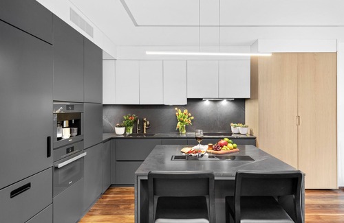 Chelsea Apartment | Sophisticated 1BR with Designer Finishes, Private Deck & AC