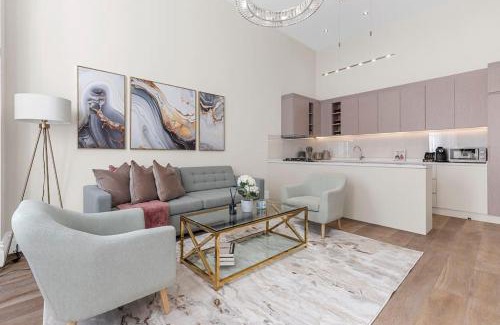 Queen's Gate Apartment | Sophisticated Apartment on the Famous Gloucester Road