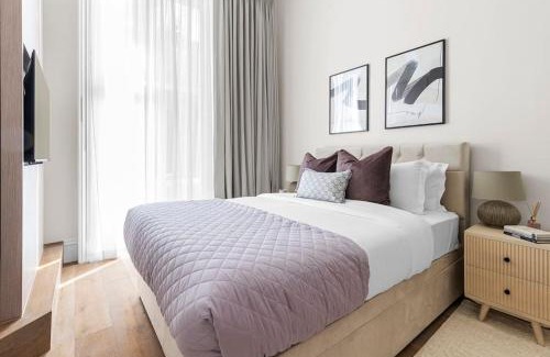Queen's Gate Apartment | Sophisticated Apartment on the Famous Gloucester Road