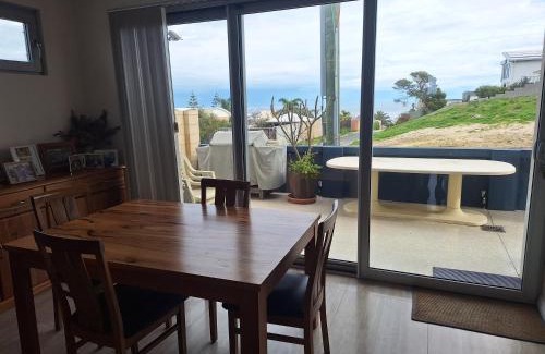 Sorrento Apartment | Sorrento Bluewater Apartment